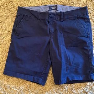 American Eagle navy blue bermuda shorts - EUC